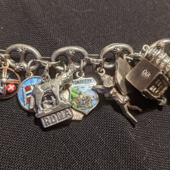 Sterling Silver Charm Bracelet 27 Sterling Charms Travel 64.8 Grams 7.5" Vintage - Picture 9 of 16